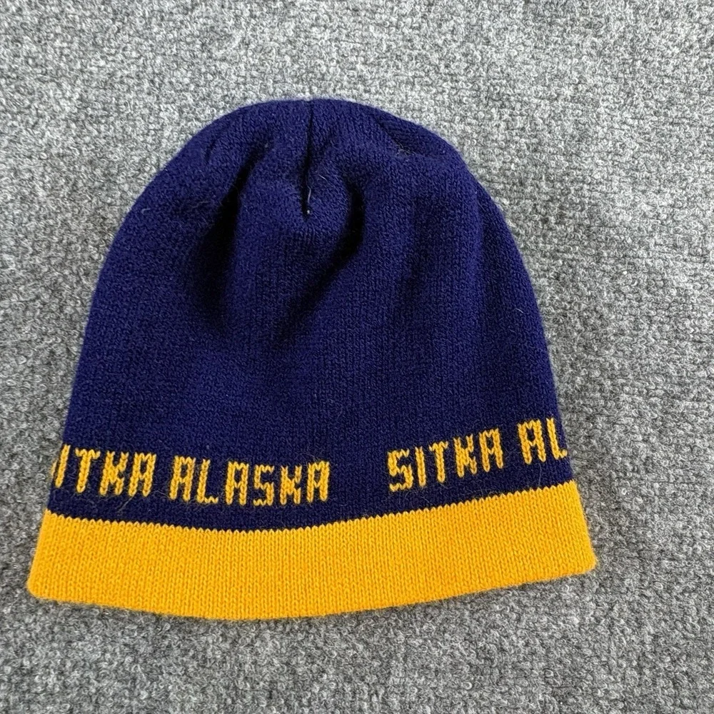 Sitka Alaska Beanie Hat OS Navy Yellow Knit Fishing Outdoors Travel‎ Souvenir